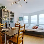 Sea View West By Interhome Apartmán *